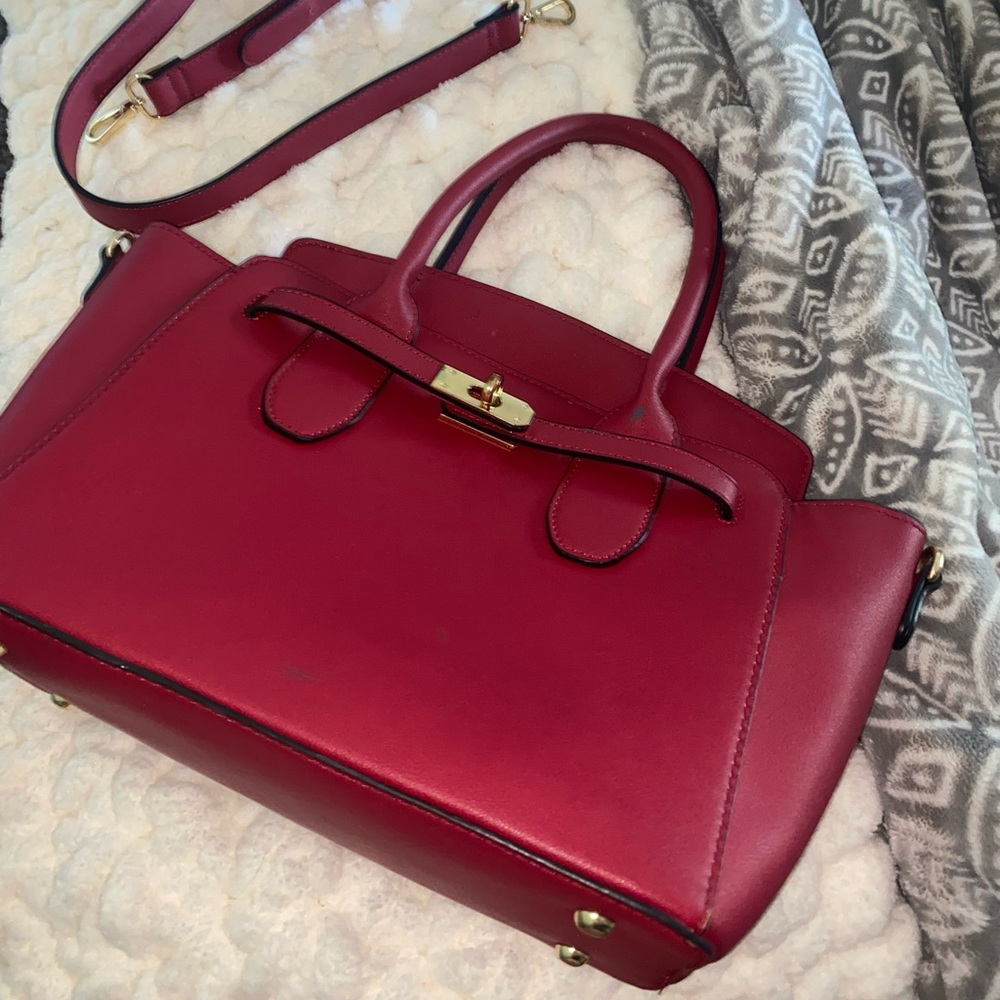 Medium/large red purse :)
